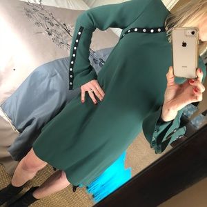 BCBGMAXAZRIA green dress silver button details XS4